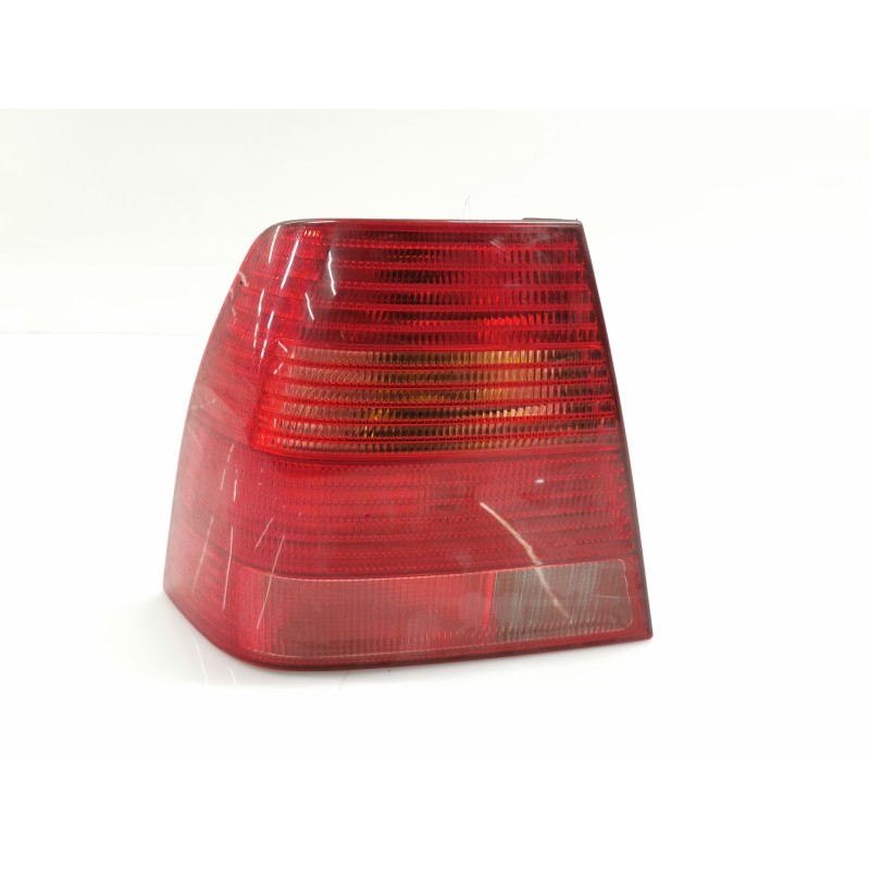 Recambio de piloto trasero izquierdo para volkswagen bora berlina (1j2) highline referencia OEM IAM Recambio de piloto trasero izquierdo para volkswagen bora berlina (1j2) highline referencia OEM IAM