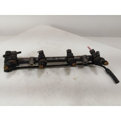 Recambio de rampa inyectora para hyundai lantra berlina (rd) 1.6 gls referencia OEM IAM 250930018  