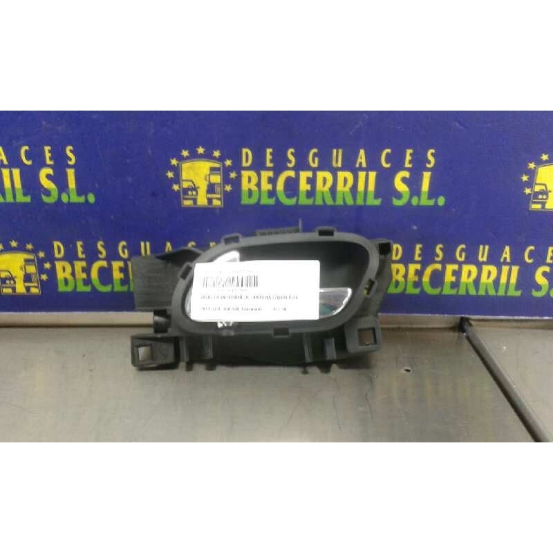 Recambio de maneta interior delantera izquierda para peugeot 308 sw premium referencia OEM IAM Recambio de maneta interior delantera izquierda para peugeot 308 sw premium referencia OEM IAM