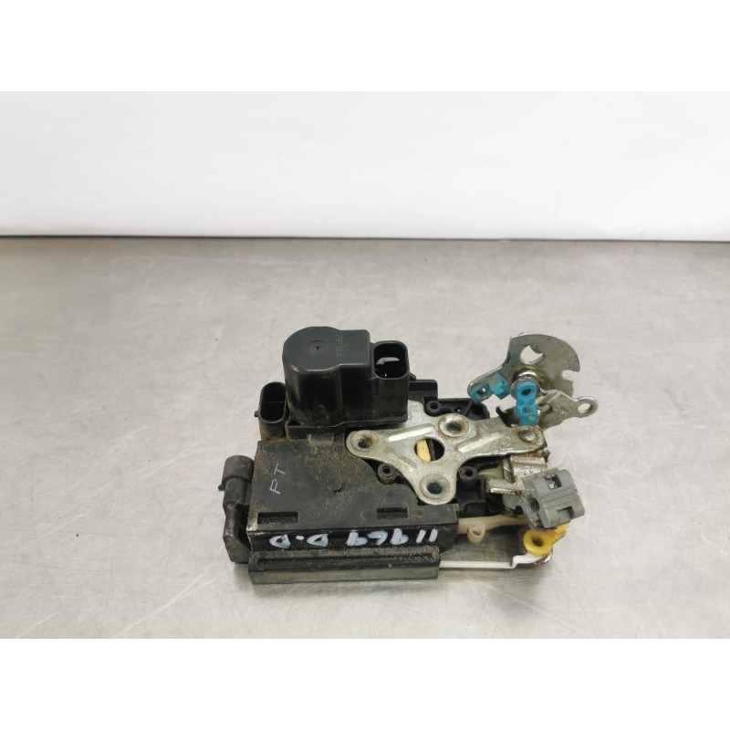 Recambio de cerradura puerta delantera derecha para chevrolet aveo ls referencia OEM IAM Recambio de cerradura puerta delantera derecha para chevrolet aveo ls referencia OEM IAM