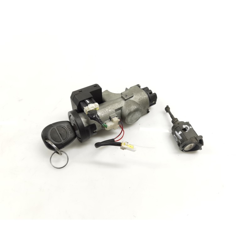 Recambio de antirrobo para nissan primera berlina (p12) acenta referencia OEM IAM 28590C9965 Recambio de antirrobo para nissan primera berlina (p12) acenta referencia OEM IAM 28590C9965