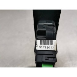 Recambio de mando elevalunas delantero izquierdo para volvo v70 familiar 2.4 d kinetic (120kw) referencia OEM IAM 30739077  