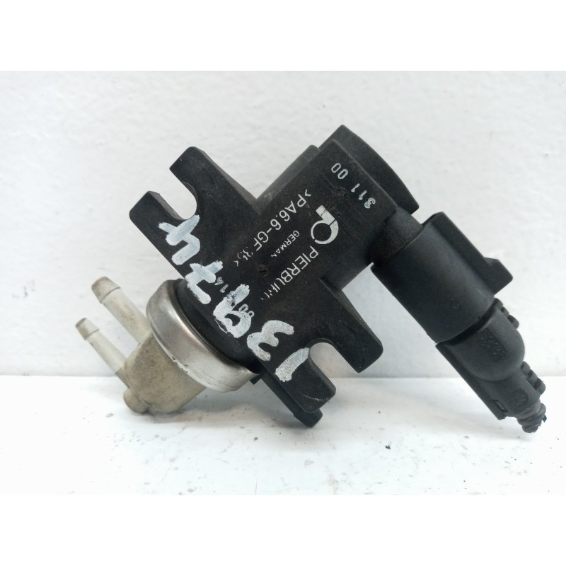 Recambio de valvula aire adicional para volkswagen golf iv berlina (1j1) básico referencia OEM IAM 1J0906622A Recambio de valvula aire adicional para volkswagen golf iv berlina (1j1) básico referencia OEM IAM 1J0906622A