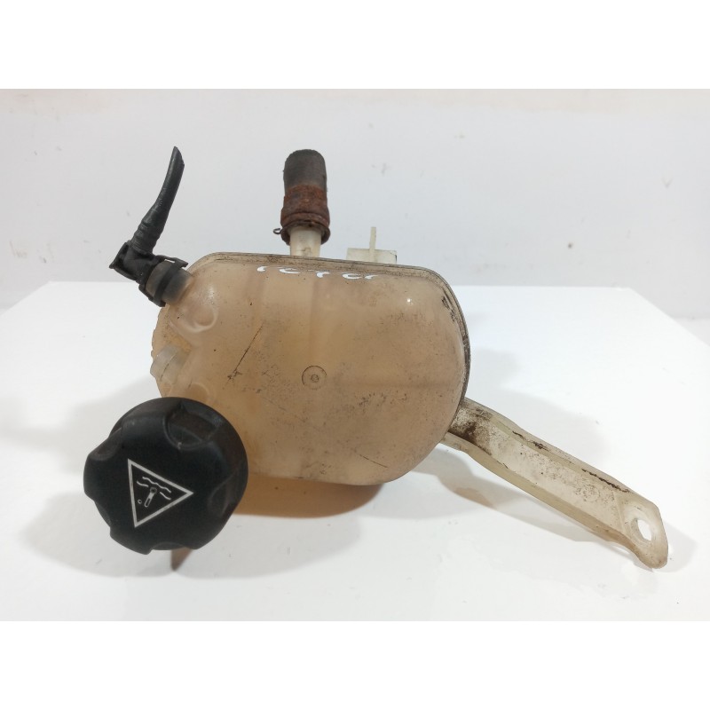 Recambio de deposito expansion para citroen c5 station wagon sport referencia OEM IAM Recambio de deposito expansion para citroen c5 station wagon sport referencia OEM IAM