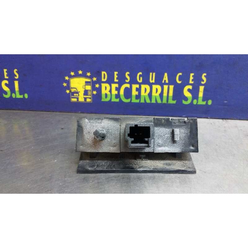 Recambio de maneta exterior porton para citroen c3 1.1 audace referencia OEM IAM 9680688977  