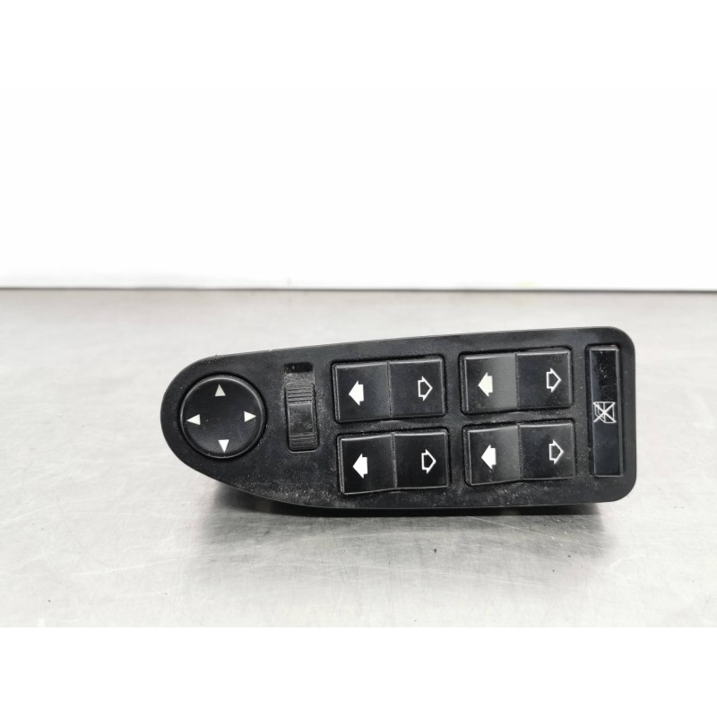 Recambio de mando elevalunas delantero izquierdo para bmw serie 5 berlina (e39) 528i referencia OEM IAM 8380646 Recambio de mando elevalunas delantero izquierdo para bmw serie 5 berlina (e39) 528i referencia OEM IAM 8380646