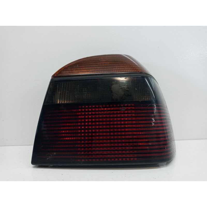 Recambio de piloto trasero derecho para volkswagen golf iii berlina (1h1) gl referencia OEM IAM Recambio de piloto trasero derecho para volkswagen golf iii berlina (1h1) gl referencia OEM IAM