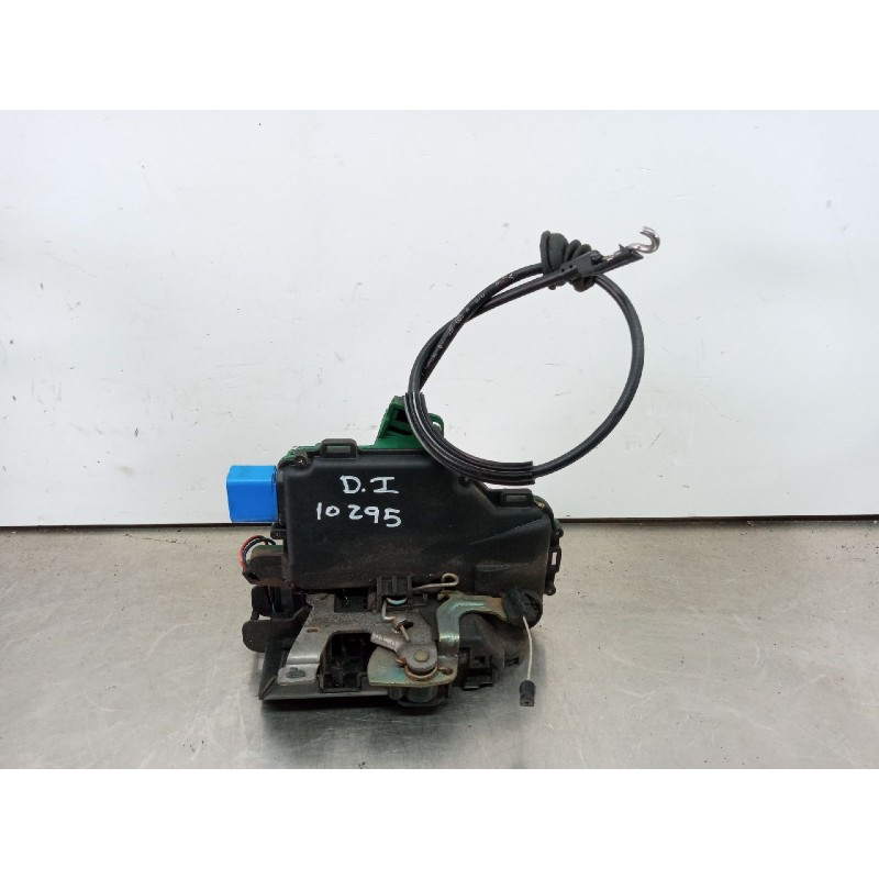 Recambio de cerradura puerta delantera izquierda para volkswagen polo (9n1) conceptline referencia OEM IAM Recambio de cerradura puerta delantera izquierda para volkswagen polo (9n1) conceptline referencia OEM IAM