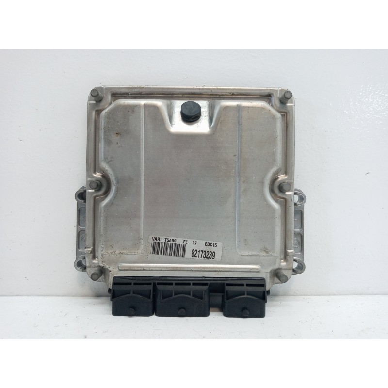 Recambio de centralita motor uce para peugeot 307 (s1) xt referencia OEM IAM 964466180 0281010779 EDC15C209