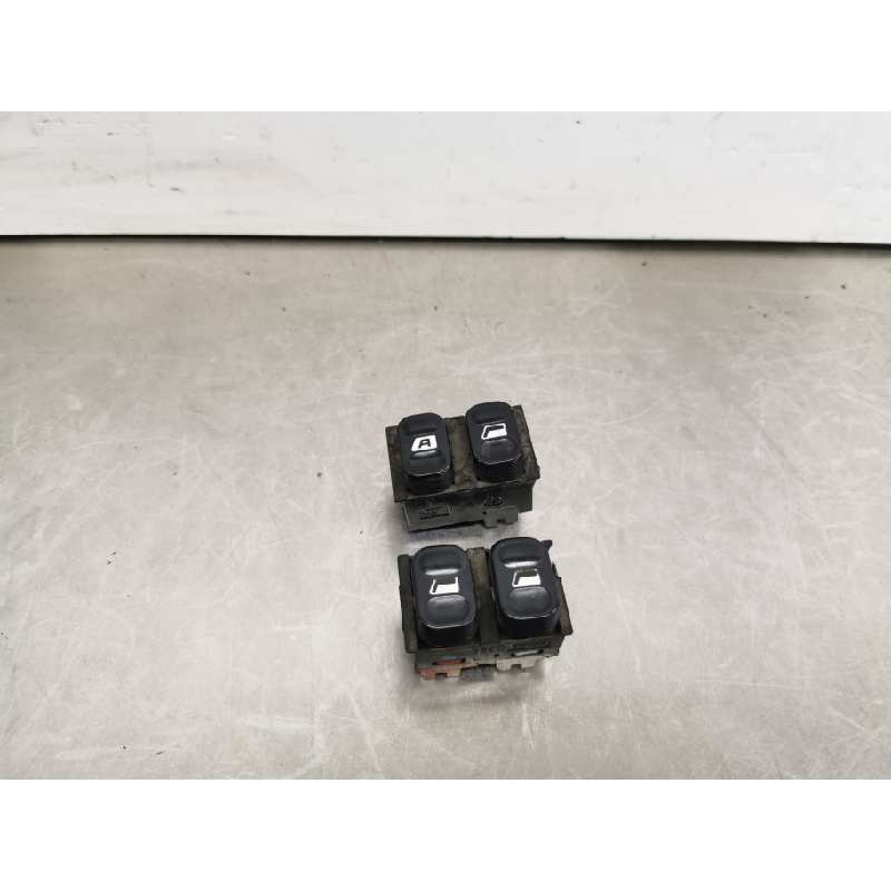 Recambio de mando elevalunas delantero izquierdo para peugeot 406 berlina (s1/s2) stdt referencia OEM IAM Recambio de mando elevalunas delantero izquierdo para peugeot 406 berlina (s1/s2) stdt referencia OEM IAM