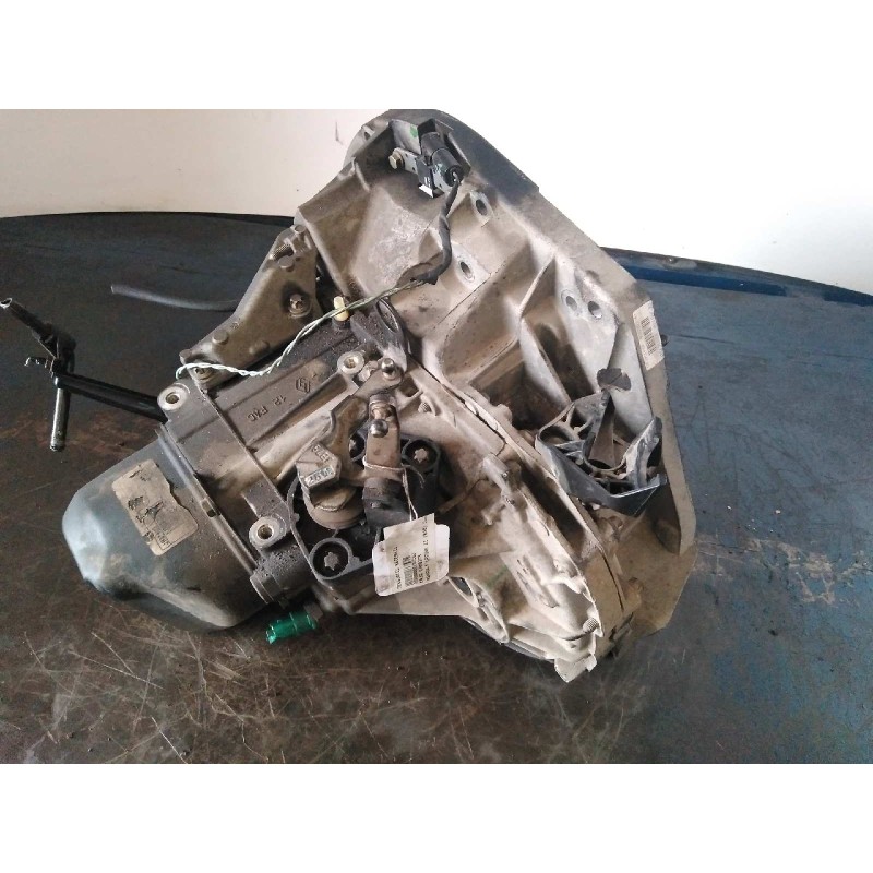 Recambio de caja cambios para renault laguna ii (bg0) confort authentique referencia OEM IAM JR5123  