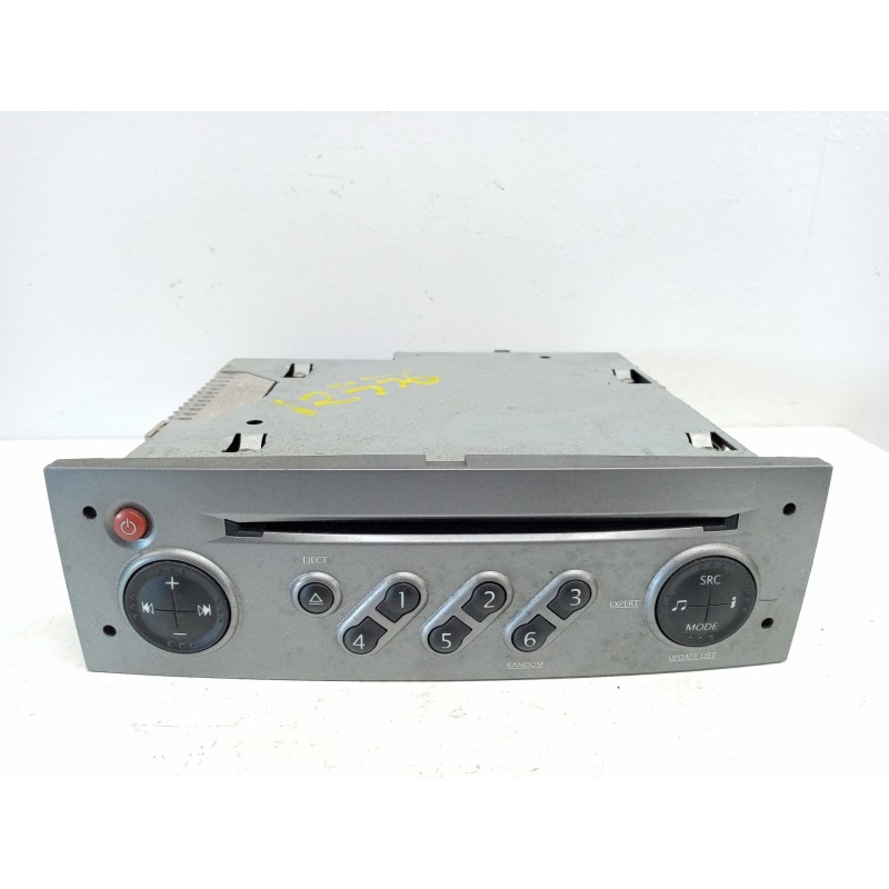 Recambio de sistema audio / radio cd para renault scenic ii grand confort expression referencia OEM IAM 8200562688T Recambio de sistema audio / radio cd para renault scenic ii grand confort expression referencia OEM IAM 8200562688T