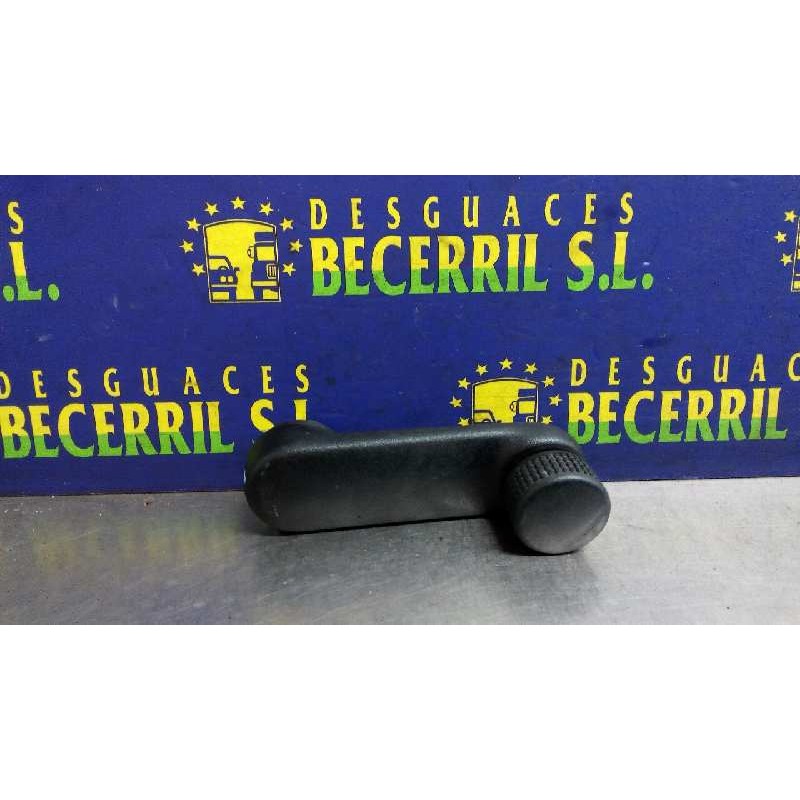 Recambio de maneta elevalunas trasera izquierda para renault laguna (b56) 1.8 rn (b56b) referencia OEM IAM   