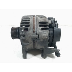 Recambio de alternador para volkswagen polo (9n1) trendline referencia OEM IAM 036903024D  