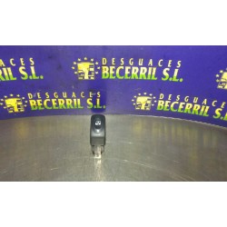 Recambio de mando elevalunas delantero derecho para renault clio ii fase i (b/cbo) 1.2 rt clima (b/cboa/f) referencia OEM IAM   