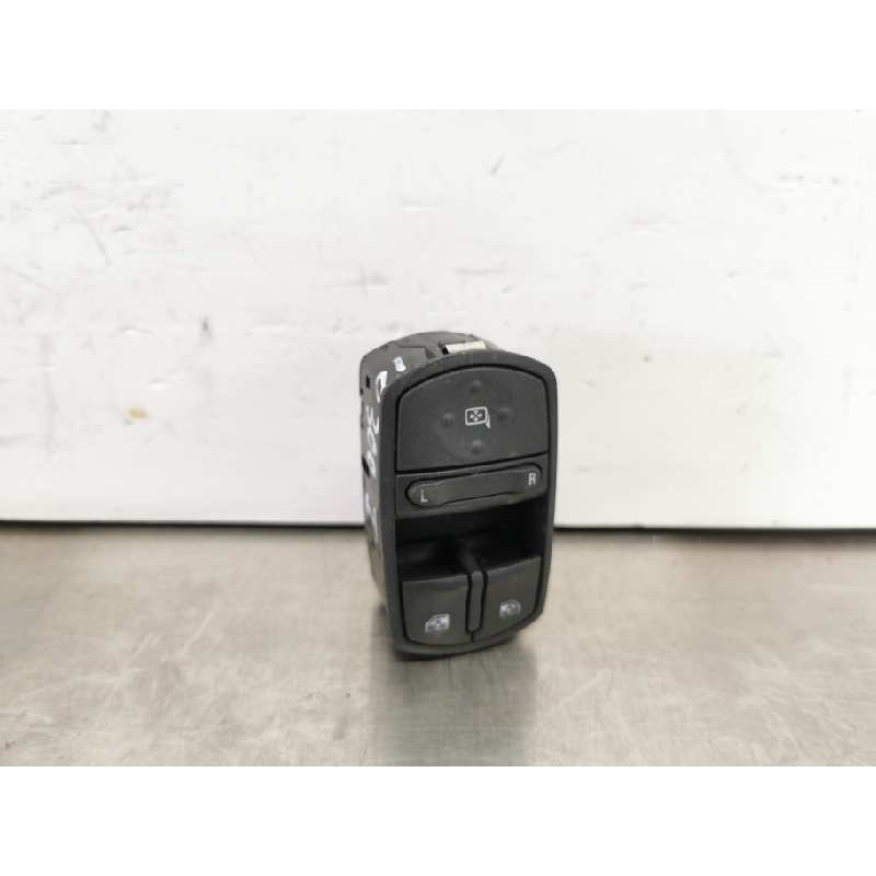 Recambio de mando elevalunas delantero izquierdo para opel corsa d enjoy referencia OEM IAM   