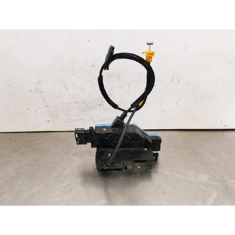 Recambio de cerradura puerta trasera izquierda para peugeot 207 sw confort referencia OEM IAM Recambio de cerradura puerta trasera izquierda para peugeot 207 sw confort referencia OEM IAM