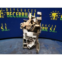 Recambio de cerradura puerta delantera derecha para mercedes vito (w638) caja cerrada referencia OEM IAM 6387601240  