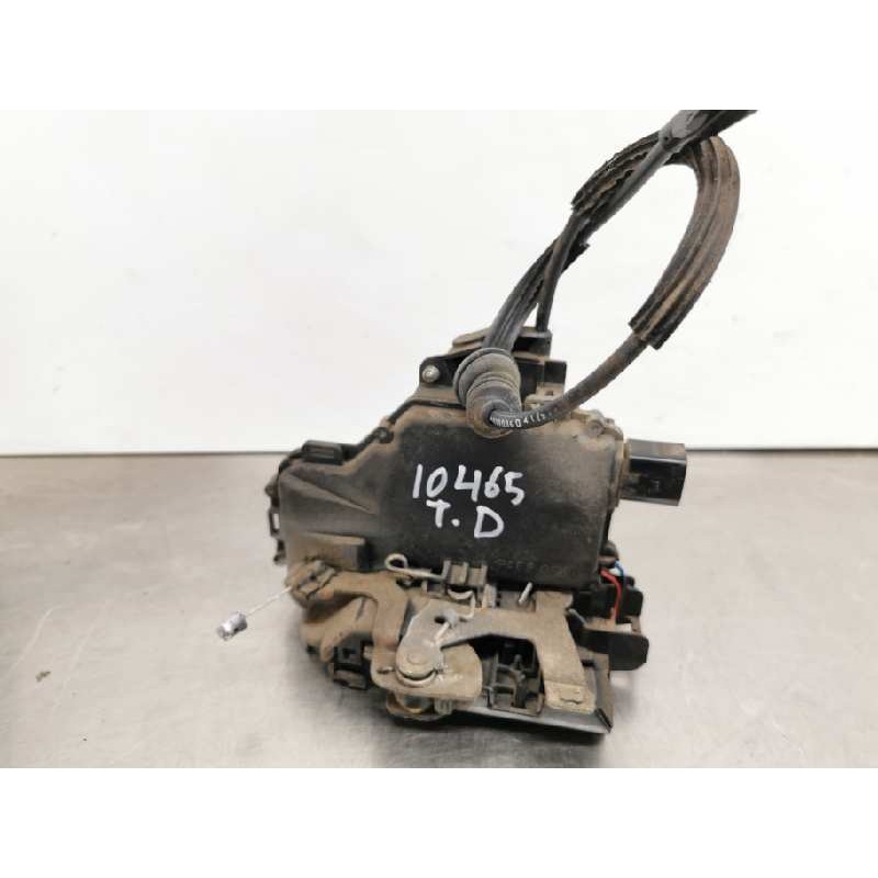 Recambio de cerradura puerta trasera derecha para volkswagen bora berlina (1j2) highline referencia OEM IAM Recambio de cerradura puerta trasera derecha para volkswagen bora berlina (1j2) highline referencia OEM IAM