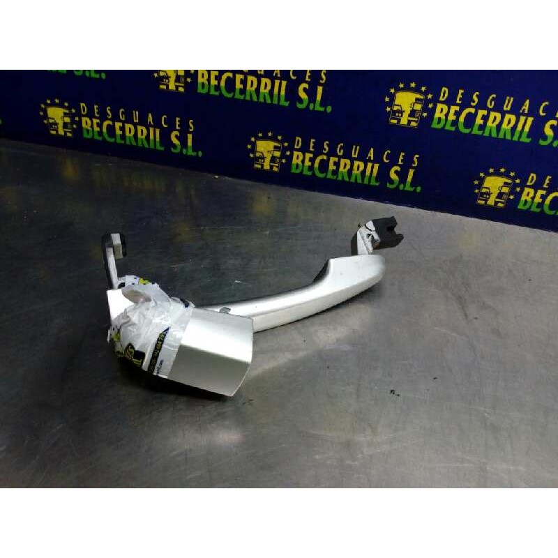 Recambio de maneta exterior trasera izquierda para kia sportage active 4x4 referencia OEM IAM Recambio de maneta exterior trasera izquierda para kia sportage active 4x4 referencia OEM IAM