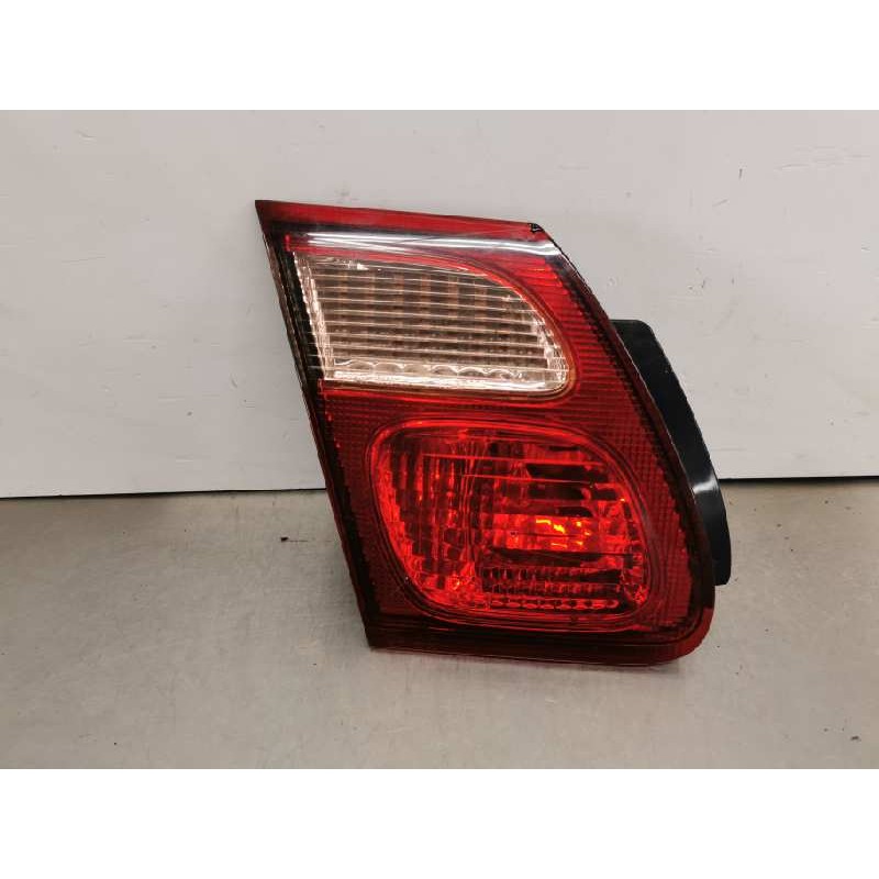 Recambio de piloto trasero central izquierdo para nissan almera (n16/e) comfort referencia OEM IAM Recambio de piloto trasero central izquierdo para nissan almera (n16/e) comfort referencia OEM IAM