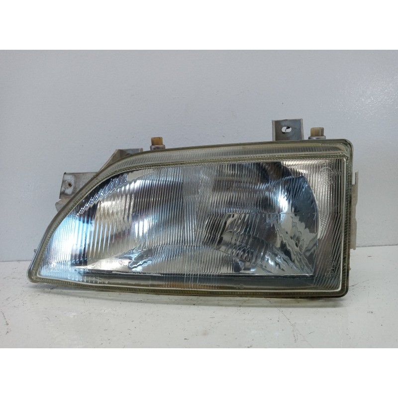 Recambio de faro izquierdo para ford escort berlina/turnier cl berlina referencia OEM IAM Recambio de faro izquierdo para ford escort berlina/turnier cl berlina referencia OEM IAM