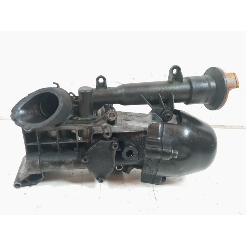 Recambio de enfriador aceite motor para ford focus berlina (cak) ambiente referencia OEM IAM Recambio de enfriador aceite motor para ford focus berlina (cak) ambiente referencia OEM IAM