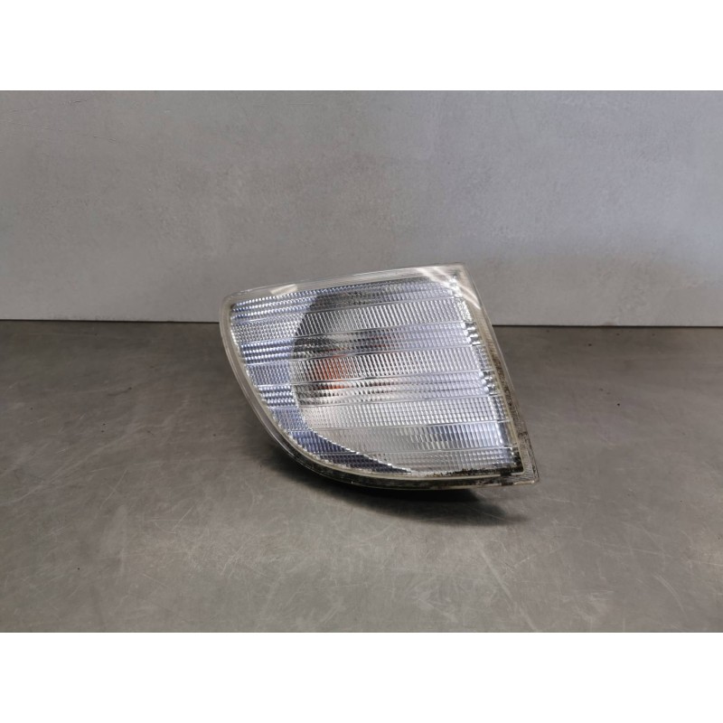 Recambio de piloto delantero derecho para mercedes vito (w638) caja cerrada 112 cdi (638.094) referencia OEM IAM Recambio de piloto delantero derecho para mercedes vito (w638) caja cerrada 112 cdi (638.094) referencia OEM IAM