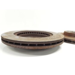 Recambio de disco freno delantero para renault clio ii fase ii (b/cb0) campus referencia OEM IAM   