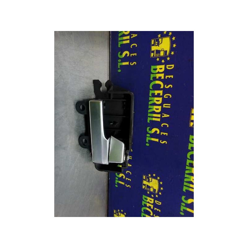 Recambio de maneta interior delantera derecha para ford focus berlina (cap) ambiente (d) referencia OEM IAM Recambio de maneta interior delantera derecha para ford focus berlina (cap) ambiente (d) referencia OEM IAM