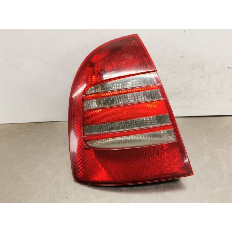 Recambio de piloto trasero izquierdo para skoda superb (3u4) comfort referencia OEM IAM Recambio de piloto trasero izquierdo para skoda superb (3u4) comfort referencia OEM IAM