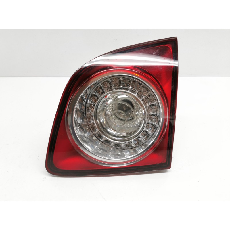 Recambio de piloto trasero central derecho para volkswagen golf plus (5m1) bluemotion edition referencia OEM IAM Recambio de piloto trasero central derecho para volkswagen golf plus (5m1) bluemotion edition referencia OEM IAM