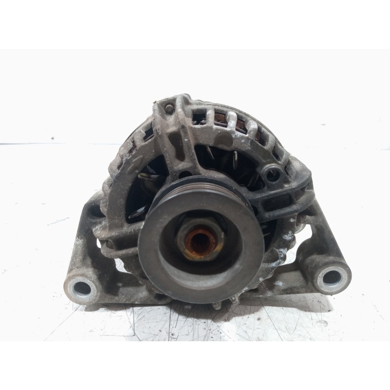 Recambio de alternador para opel corsa c comfort referencia OEM IAM 0124225018 24437119 