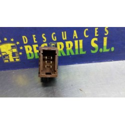 Recambio de mando elevalunas delantero derecho para renault laguna (b56) 1.8 rn (b56b) referencia OEM IAM 77008221679  