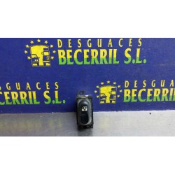 Recambio de mando elevalunas delantero izquierdo para renault laguna (b56) 1.8 rn (b56b) referencia OEM IAM 7700822677  