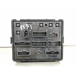 Recambio de caja reles / fusibles para ssangyong rodius xdi trend referencia OEM IAM A105DSL AK4920 05G21N