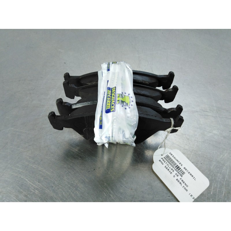 Recambio de pastillas de freno delanteras para bmw serie 5 berlina (e39) 528i referencia OEM IAM Recambio de pastillas de freno delanteras para bmw serie 5 berlina (e39) 528i referencia OEM IAM