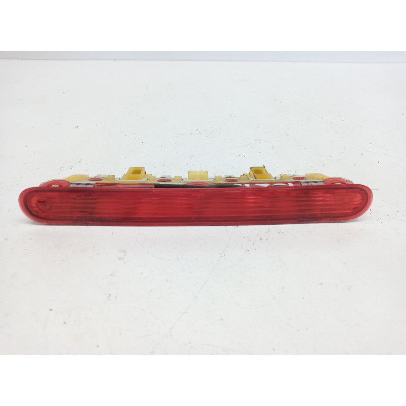Recambio de luz central de freno para peugeot 207 sport referencia OEM IAM Recambio de luz central de freno para peugeot 207 sport referencia OEM IAM
