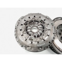 Recambio de kit de embrague para renault scenic ii grand confort authentique referencia OEM IAM   