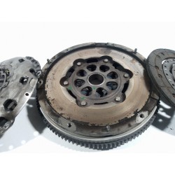 Recambio de kit de embrague para ford mondeo berlina (ge) ambiente referencia OEM IAM   