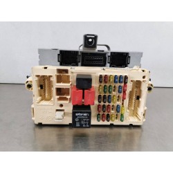 Recambio de caja reles / fusibles para fiat punto berlina (188) 1.2 8v referencia OEM IAM 46798451NPL 46798451 