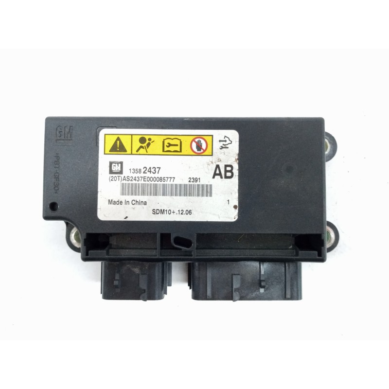 Recambio de centralita airbag para chevrolet cruze lt referencia OEM IAM 13582437 AS2437E000085777 