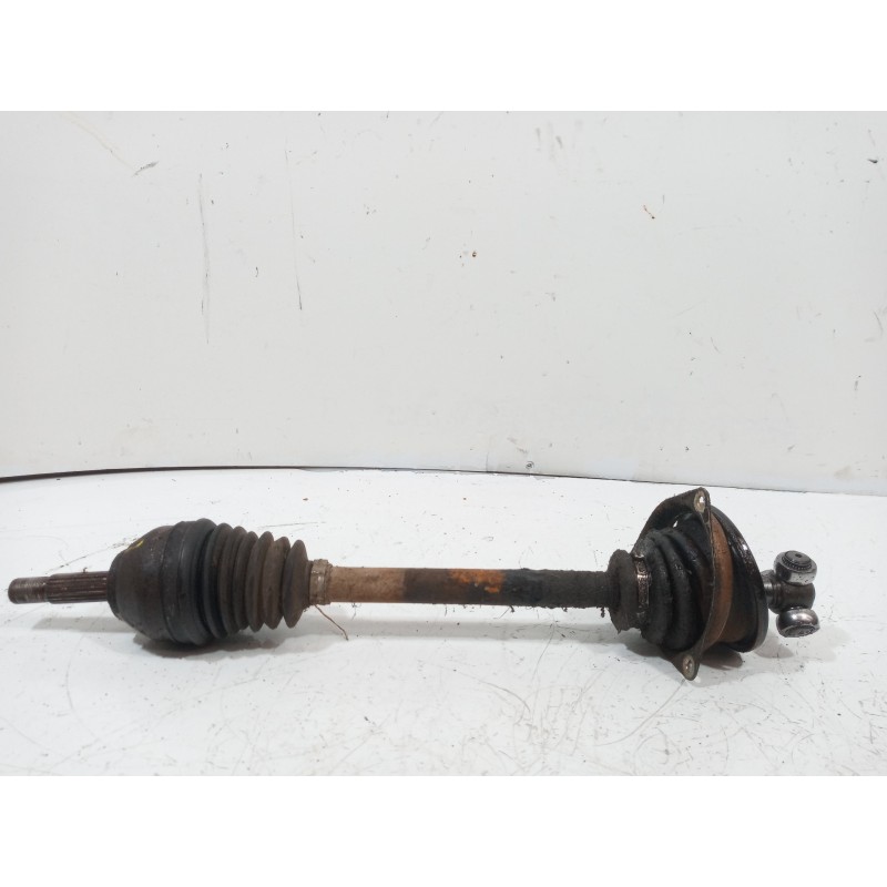 Recambio de transmision delantera izquierda para renault clio i phase iii 1.9 d rn referencia OEM IAM Recambio de transmision delantera izquierda para renault clio i phase iii 1.9 d rn referencia OEM IAM