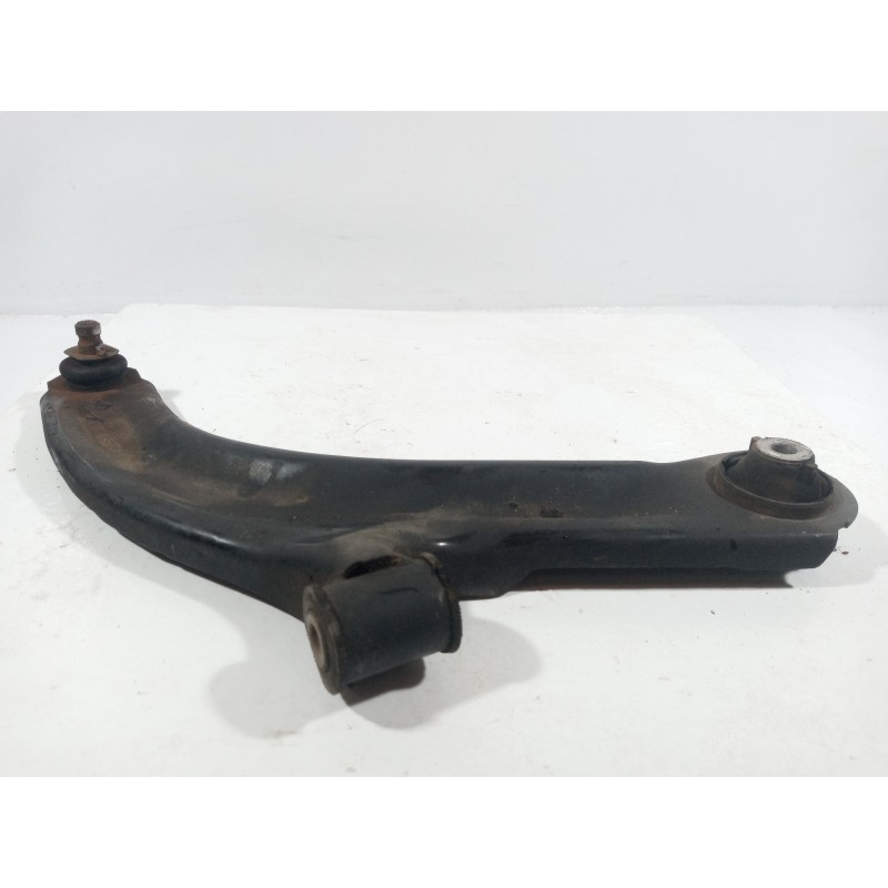 Recambio de brazo suspension inferior delantero derecho para nissan micra (k12e) acenta referencia OEM IAM   