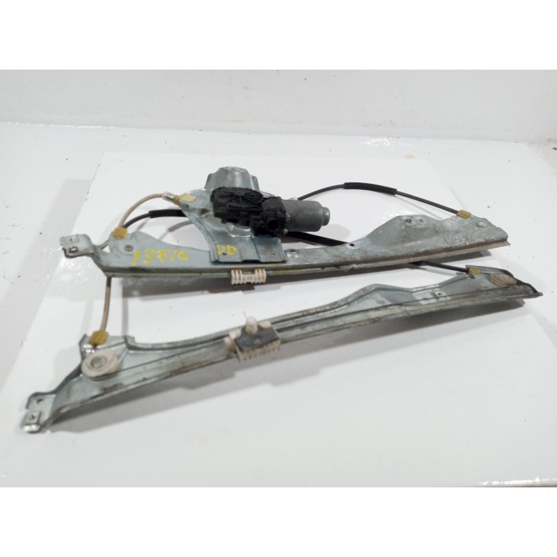 Recambio de elevalunas delantero derecho para renault clio grandtour authentique referencia OEM IAM Recambio de elevalunas delantero derecho para renault clio grandtour authentique referencia OEM IAM