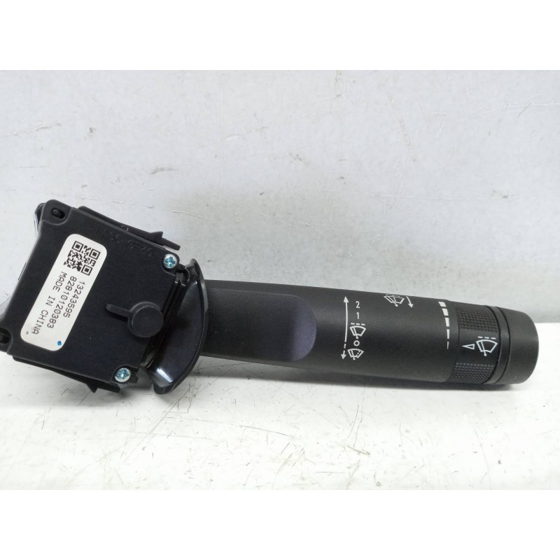 Recambio de mando limpia para opel insignia berlina excellence referencia OEM IAM 13243595 Recambio de mando limpia para opel insignia berlina excellence referencia OEM IAM 13243595