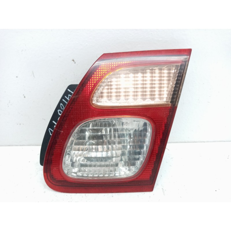 Recambio de piloto trasero central derecho para nissan almera (n16/e) acenta referencia OEM IAM Recambio de piloto trasero central derecho para nissan almera (n16/e) acenta referencia OEM IAM