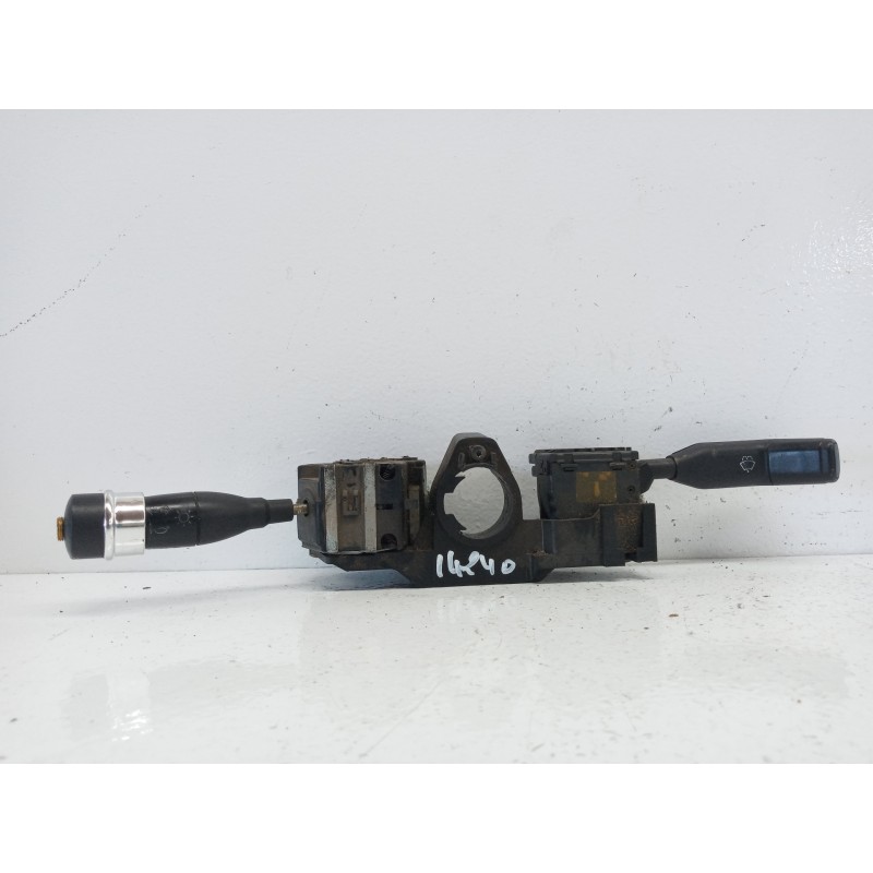 Recambio de com 2000 para renault 19 hatchback (b/c53) gtd referencia OEM IAM Recambio de com 2000 para renault 19 hatchback (b/c53) gtd referencia OEM IAM