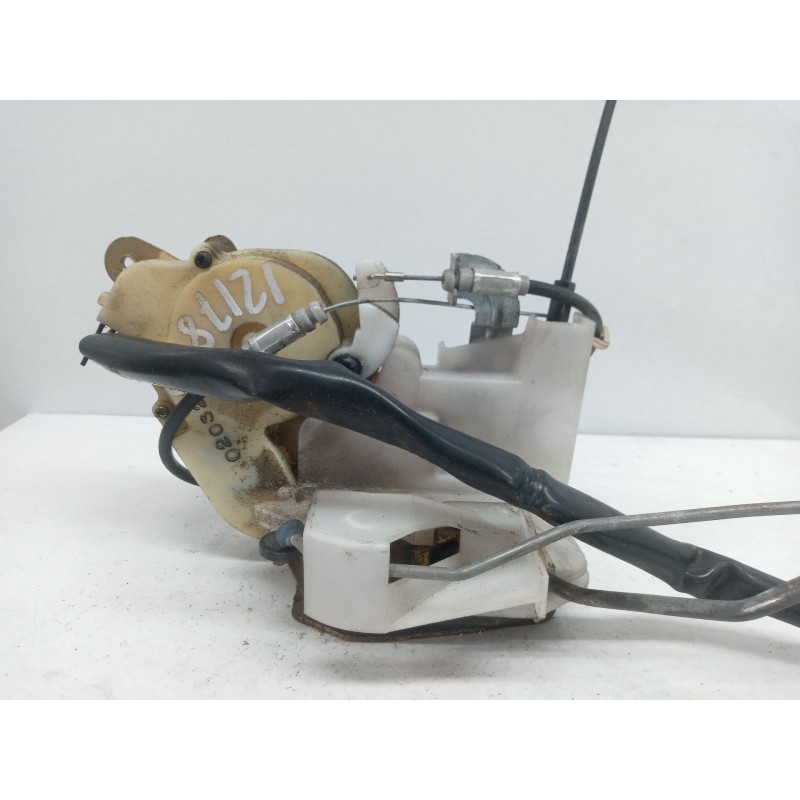 Recambio de cerradura puerta delantera izquierda para mazda mpv (lw) 2.0 td comfort referencia OEM IAM Recambio de cerradura puerta delantera izquierda para mazda mpv (lw) 2.0 td comfort referencia OEM IAM