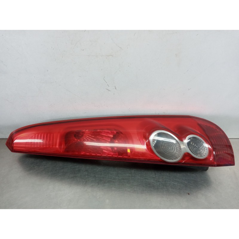 Recambio de piloto trasero derecho para ford fiesta (cbk) ambiente referencia OEM IAM Recambio de piloto trasero derecho para ford fiesta (cbk) ambiente referencia OEM IAM